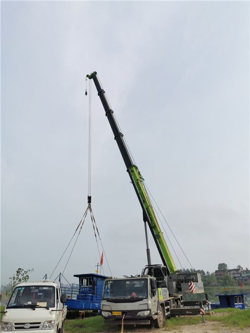 新吴区桥梁建设吊装案例